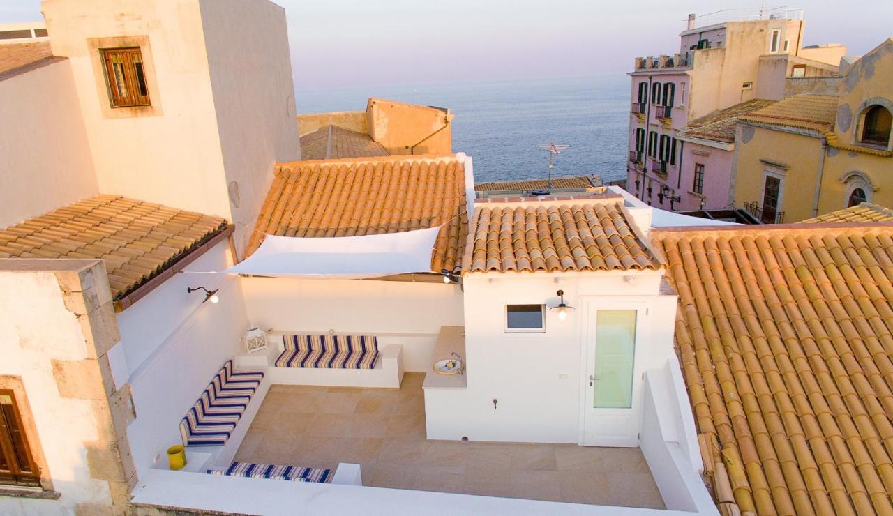 Veronique By Dimore In Sicily